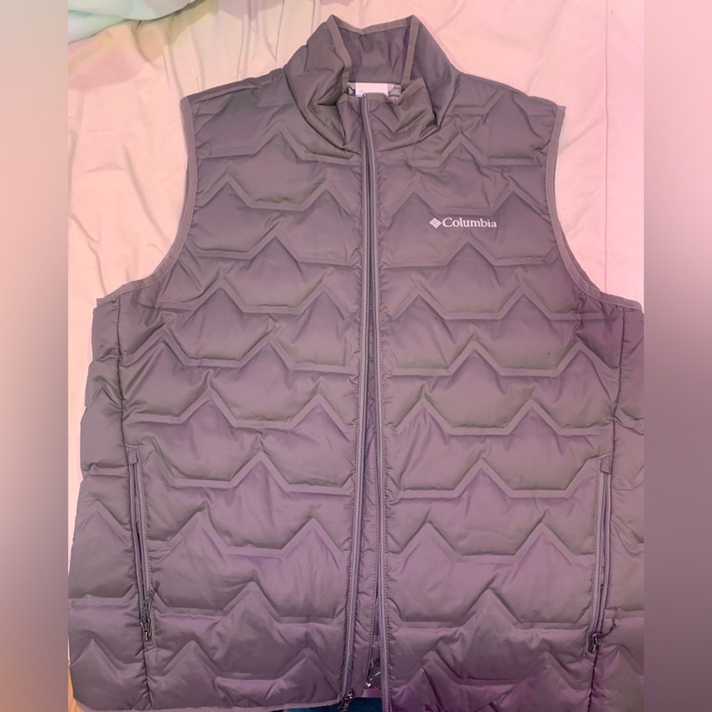 Columbia men’s white out Omni heat puffer vest, Grey, Size Large